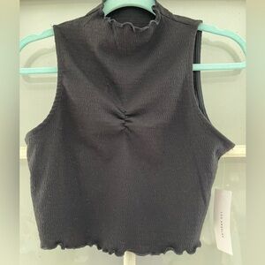 Timing,size L  sleeveless black ribbed crop top ! NWT !